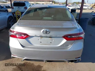 2021 Toyota Camry SE Nightshade with VIN 4T1G11AK0MU412835, listed as a IAAI auction lot 41592078 with 106,270 mi miles. Bid and sale history available at carsss.com. Image 17.