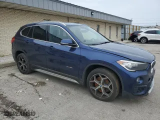 2017 BMW X1 xDrive28i with VIN WBXHT3C30H5F71011, listed as a Copart auction lot 51018645 with 83,203 mi miles and Clean Title. Bid and sale history available at carsss.com. Image 4.