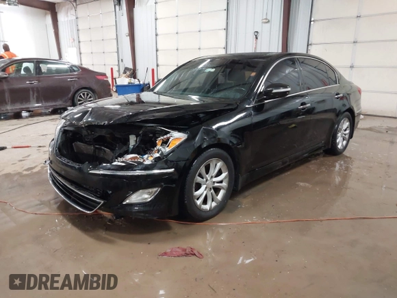 2013 Hyundai Genesis 3.8L with VIN KMHGC4DD3DU247095, listed as a IAAI auction lot 41551023 with 131,038 mi miles. Bid and sale history available at carsss.com. Image 17.