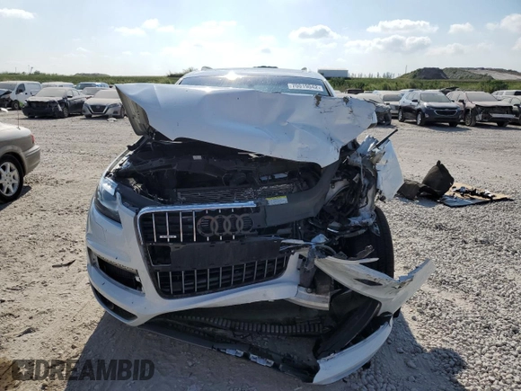 2015 Audi Q7 3.0L TDI Vorsprung Edition with VIN WA1WMCFE3FD013663, listed as a Copart auction lot 70019042 with 126,056 mi miles. Bid and sale history available at carsss.com. Image 5.