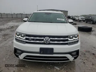 2018 Volkswagen Atlas SE z VIN 1V2PR2CA0JC541021, wystawiony jako Copart lot #55169425 z przebiegiem 149 797 mil mil oraz Szkoda całkowita • Salvage title. Historia ofert i sprzedaży dostępna na DreamBid. Obrazek 5.