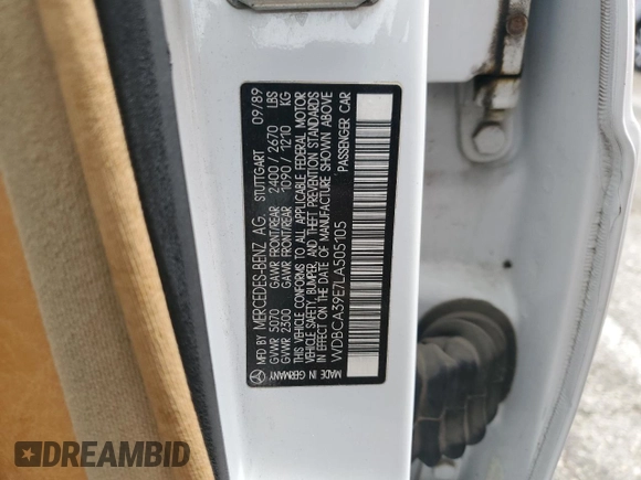 1990 Mercedes-Benz 560 z VIN WDBCA39E7LA505105, wystawiony jako Copart lot #58875015 z przebiegiem 88 261 mil mil oraz Szkoda całkowita • Salvage title. Historia ofert i sprzedaży dostępna na DreamBid. Obrazek 12.