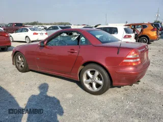 2002 Mercedes-Benz SLK 320 z VIN WDBKK65F52F245314, wystawiony jako Copart lot #42694015 z przebiegiem 114 998 mil mil oraz Szkoda całkowita • Salvage title. Historia ofert i sprzedaży dostępna na DreamBid. Obrazek 2.