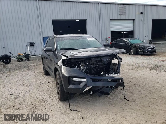 2024 Ford Explorer ST-Line with VIN 1FMSK7KH4RGA79798, listed as a Copart auction lot 83866364 with 7,899 mi miles and Non Repairable. Bid and sale history available at carsss.com. Image 11.