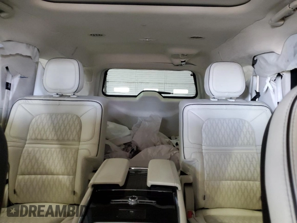 2020 Lincoln Navigator Black Label z VIN 5LMJJ3TT5LEL23937, wystawiony jako Copart lot #54434155 z przebiegiem 22 437 mil mil oraz Szkoda całkowita • Salvage title. Historia ofert i sprzedaży dostępna na DreamBid. Obrazek 10.