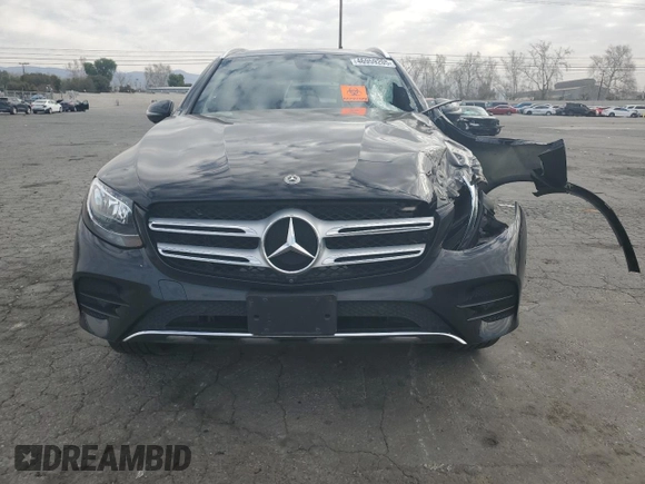 2019 Mercedes-Benz GLC 300 z VIN WDC0G4JB4KV165942, wystawiony jako Copart lot #46959205 z przebiegiem Nie podano mil oraz Szkoda całkowita • Salvage title. Historia ofert i sprzedaży dostępna na DreamBid. Obrazek 5.