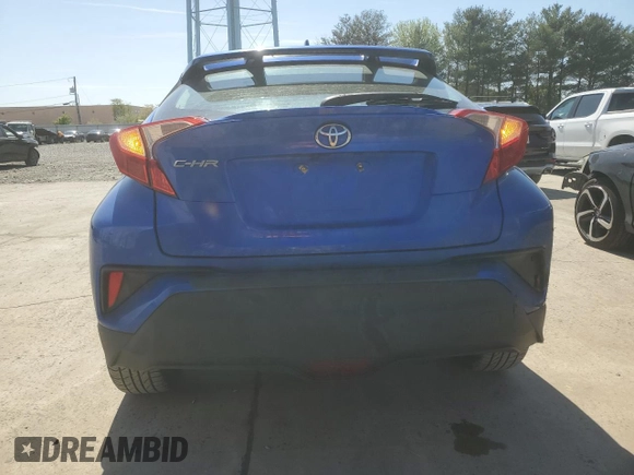 2018 Toyota C-HR XLE with VIN NMTKHMBX6JR027140, listed as a Copart auction lot 55142345 with 97,653 mi miles and Clean Title. Bid and sale history available at carsss.com. Image 6.