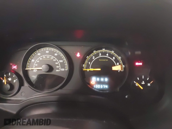 2014 Jeep Patriot Latitude with VIN 1C4NJPFA3ED739925, listed as a IAAI auction lot 41623546 with 130,374 mi miles and . Bid and sale history available at carsss.com. Image 7.
