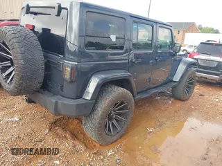 2017 Jeep Wrangler Unlimited Sport с VIN 1C4BJWDG6HL507706, выставлен на аукционе IAAI как лот 42529374 с пробегом 39 837 миль миль и . История ставок и продаж доступна на DreamBid. Изображение 4.