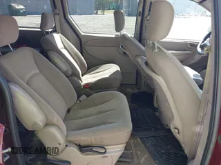 2002 Dodge Caravan Sport with VIN 2B4GP44392R735684, listed as a IAAI auction lot 41879588 with 207,266 mi miles. Bid and sale history available at carsss.com. Image 8.
