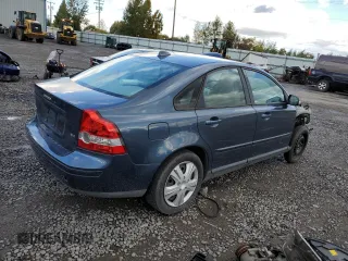 2007 Volvo S40 2.4L with VIN YV1MS382X72290484, listed as a Copart auction lot 48162045 with Not Provided miles and Salvage Title. Bid and sale history available at carsss.com. Image 3.
