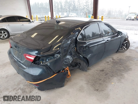 2019 Toyota Camry XSE with VIN 4T1B61HK6KU287595, listed as a IAAI auction lot 41691931 with 86,603 mi miles. Bid and sale history available at carsss.com. Image 4.