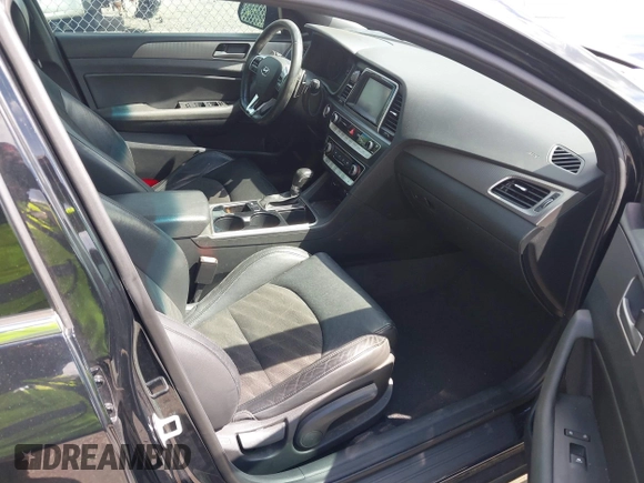 2018 Hyundai Sonata SEL with VIN 5NPE34AF3JH647018, listed as a IAAI auction lot 41687419 with 97,561 mi miles and . Bid and sale history available at DreamBid. Image 5.