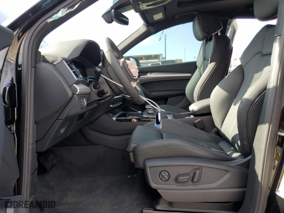 2024 Audi Q5 S line Premium with VIN WA1GAAFY7R2113549, listed as a Copart auction lot 79414184 with 0 mi miles and Salvage Title. Bid and sale history available at carsss.com. Image 7.