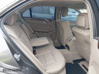 2013 Mercedes-Benz E-Class E 350 Luxury with VIN WDDHF5KB0DA727576, listed as a IAAI auction lot 41546228 with 164,599 mi miles. Bid and sale history available at carsss.com. Image 8.