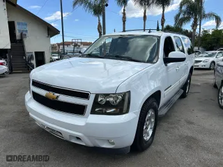 2012 Chevrolet Suburban LT with VIN 1GNSCJE09CR102323, listed as a Copart auction lot 52036785 with 200,381 mi miles and Clean Title. Bid and sale history available at carsss.com. Image 2.