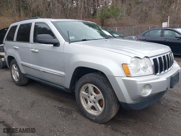 2006 Jeep Grand Cherokee Limited with VIN 1J4HR58286C307056, listed as a IAAI auction lot 41978528 with 130,855 mi miles. Bid and sale history available at carsss.com. Image 1.