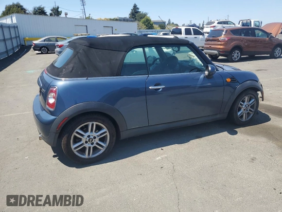2011 MINI Convertible z VIN WMWZN3C56BTZ78387, wystawiony jako Copart lot #65002185 z przebiegiem 147 901 mil mil oraz Czysty tytuł • Clean title. Historia ofert i sprzedaży dostępna na DreamBid. Obrazek 3.