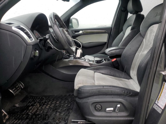 2015 Audi SQ5 Premium Plus with VIN WA1CGAFP0FA125418, listed as a Copart auction lot 58031415 with 156,188 mi miles and Salvage title. Bid and sale history available at DreamBid. Image 7.