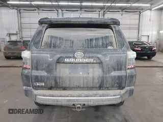 2016 Toyota 4Runner Limited z VIN JTEBU5JR8G5315922, wystawiony jako IAAI lot #41705628 z przebiegiem 163 416 mil mil oraz . Historia ofert i sprzedaży dostępna na DreamBid. Obrazek 16.