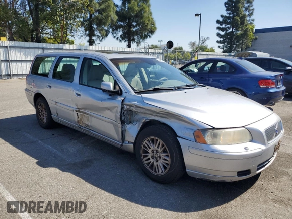 2005 Volvo V70 with VIN YV1SW640752467944, listed as a Copart auction lot 52462375 with 104,439 mi miles and Salvage Title. Bid and sale history available at carsss.com. Image 4.