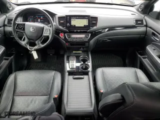 2019 Honda Passport Elite with VIN 5FNYF8H07KB015815, listed as a Copart auction lot 71529484 with 136,228 mi miles and Non Repairable. Bid and sale history available at carsss.com. Image 8.