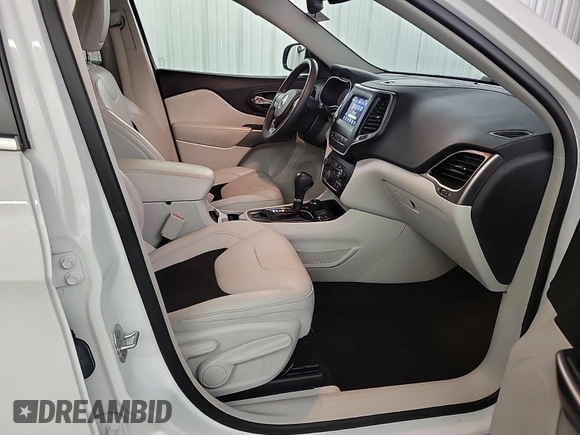 2021 Jeep Cherokee Altitude with VIN 1C4PJMLB9MD211826, listed as a IAAI auction lot 42666661 with 47,838 mi miles and . Bid and sale history available at DreamBid. Image 40.