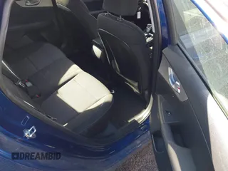 2023 Kia Forte LXS z VIN 3KPF24AD6PE504664, wystawiony jako IAAI lot #41478917 z przebiegiem 48 588 mil mil oraz . Historia ofert i sprzedaży dostępna na DreamBid. Obrazek 8.