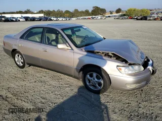 1998 Lexus ES 300 Luxury Sport Sdn with VIN JT8BF28G6W5019411, listed as a Copart auction lot 77497114 with 167,288 mi miles and Salvage Title. Bid and sale history available at carsss.com. Image 4.
