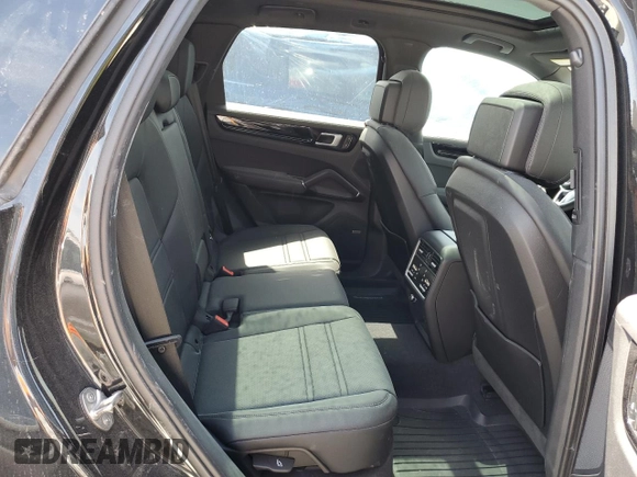 2023 Porsche Cayenne с VIN WP1AA2AY5PDA11157, выставлен на аукционе Copart как лот 49163395 с пробегом 11 085 миль миль и Списание • Salvage title. История ставок и продаж доступна на DreamBid. Изображение 11.