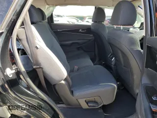 2019 Kia Sorento L with VIN 5XYPG4A36KG509811, listed as a Copart auction lot 49211895 with 133,388 mi miles and Salvage Title. Bid and sale history available at carsss.com. Image 11.