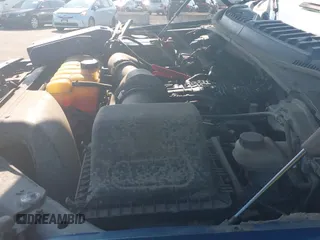 2018 Ford F-150 XL с VIN 1FTFX1EG0JFB07498, выставлен на аукционе IAAI как лот 42550647 с пробегом 126 637 миль миль и . История ставок и продаж доступна на DreamBid. Изображение 17.