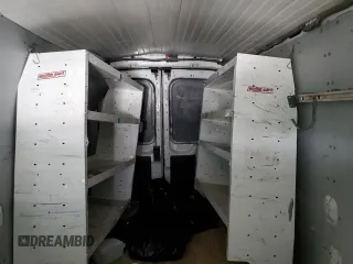 2018 Ford Transit z VIN 1FTYR2CMXJKA85664, wystawiony jako Copart lot #62708365 z przebiegiem Nie podano mil oraz Szkoda całkowita • Salvage title. Historia ofert i sprzedaży dostępna na DreamBid. Obrazek 10.
