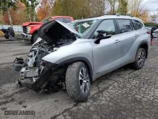 2023 Toyota Highlander Hybrid XLE with VIN 5TDKBRCH3PS574852, listed as a Copart auction lot 80327084 with 0 mi miles and Salvage Title. Bid and sale history available at carsss.com. Image 1.