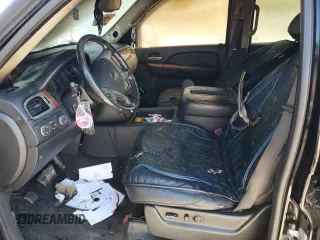 2008 GMC Yukon SLT 4SA z VIN 1GKFK13098R260463, wystawiony jako Copart lot #53386835 z przebiegiem Nie podano mil oraz Nie do naprawy • Non repairable. Historia ofert i sprzedaży dostępna na DreamBid. Obrazek 7.