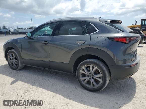 2024 Mazda CX-30 S Premium z VIN 3MVDMBDM4RM615609, wystawiony jako Copart lot #57761055 z przebiegiem 20 721 mil mil oraz Szkoda całkowita • Salvage title. Historia ofert i sprzedaży dostępna na DreamBid. Obrazek 2.