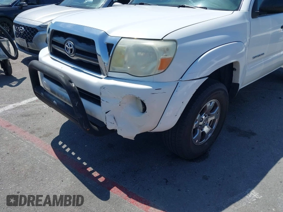 2008 Toyota Tacoma PreRunner with VIN 5TEJU62N68Z473062, listed as a IAAI auction lot 41988269 with 96,461 mi miles. Bid and sale history available at carsss.com. Image 17.