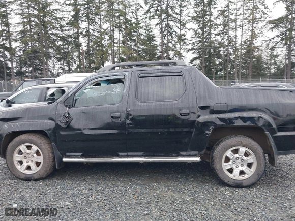 2011 Honda Ridgeline RTS with VIN 5FPYK1F44BB004240, listed as a IAAI auction lot 41248168 with 133,327 mi miles. Bid and sale history available at carsss.com. Image 14.