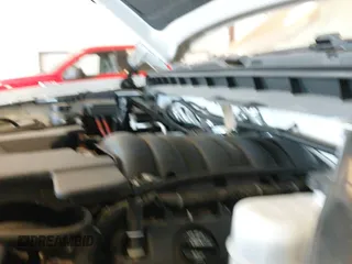 2017 Chevrolet Silverado 1500 LT z VIN 1GCVKREC9HZ122676, wystawiony jako IAAI lot #42117272 z przebiegiem 140 601 mil mil oraz . Historia ofert i sprzedaży dostępna na DreamBid. Obrazek 19.