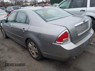2009 Ford Fusion SEL with VIN 3FAHP08149R108555, listed as a IAAI auction lot 41927613 with 999,999 mi miles. Bid and sale history available at carsss.com. Image 3.