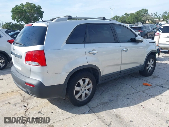 2011 Kia Sorento LX with VIN 5XYKTCA16BG187413, listed as a IAAI auction lot 42538874 with 162,002 mi miles and . Bid and sale history available at DreamBid. Image 4.