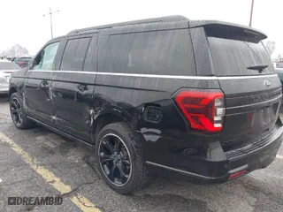 2023 Ford Expedition Max Limited with VIN 1FMJK2A89PEA61760, listed as a IAAI auction lot 41533484 with 19,024 mi miles. Bid and sale history available at carsss.com. Image 3.
