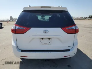 2018 Toyota Sienna LE Auto Access Seat with VIN 5TDKZ3DCXJS916445, listed as a Copart auction lot 62831275 with 104,859 mi miles and Salvage title. Bid and sale history available at DreamBid. Image 6.