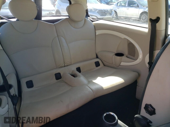2013 MINI Clubman z VIN WMWZF3C58DT489635, wystawiony jako Copart lot #51922425 z przebiegiem 79 642 mil mil oraz Czysty tytuł • Clean title. Historia ofert i sprzedaży dostępna na DreamBid. Obrazek 10.