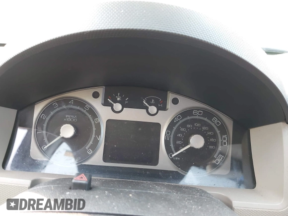 2008 Mercury Mariner с VIN 4M2CU81Z68KJ53795, выставлен на аукционе IAAI как лот 42424116 с пробегом Не указан миль и . История ставок и продаж доступна на DreamBid. Изображение 7.