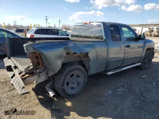 2007 Chevrolet Silverado 1500 LT w/1LT with VIN 1GCEC19J57Z650057, listed as a Copart auction lot 45839265 with 208,973 mi miles and Salvage Title. Bid and sale history available at carsss.com. Image 3.