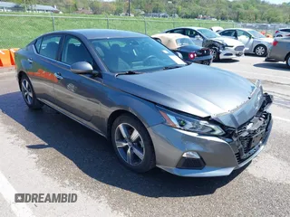 2021 Nissan Altima SV with VIN 1N4BL4DV1MN401973, listed as a IAAI auction lot 42067168 with 32,959 mi miles and . Bid and sale history available at DreamBid. Image 1.