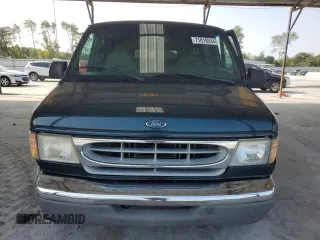 1998 Ford Econoline Wagon XL z VIN 1FBSS31S7WHB00261, wystawiony jako Copart lot #71019534 z przebiegiem 230 030 mil mil oraz Szkody całkowita. Historia ofert i sprzedaży dostępna na DreamBid. Obrazek 5.