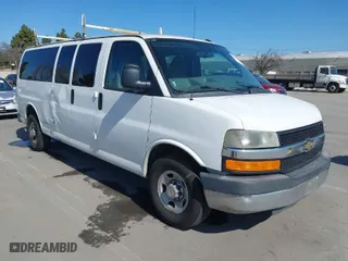 2013 Chevrolet Express Passenger LT with VIN 1GAZG1FG6D1143671, listed as a IAAI auction lot 41778148 with 196,175 mi miles. Bid and sale history available at carsss.com. Image 1.