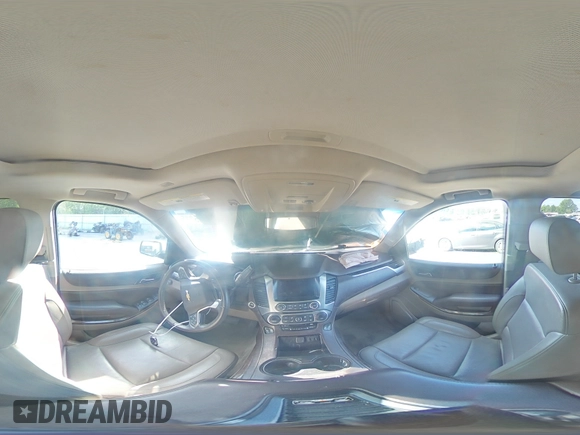 2017 Chevrolet Suburban LT z VIN 1GNSCHKC8HR330084, wystawiony jako Copart lot #52335325 z przebiegiem Nie podano mil oraz Szkoda całkowita • Salvage title. Historia ofert i sprzedaży dostępna na DreamBid. Obrazek 15.